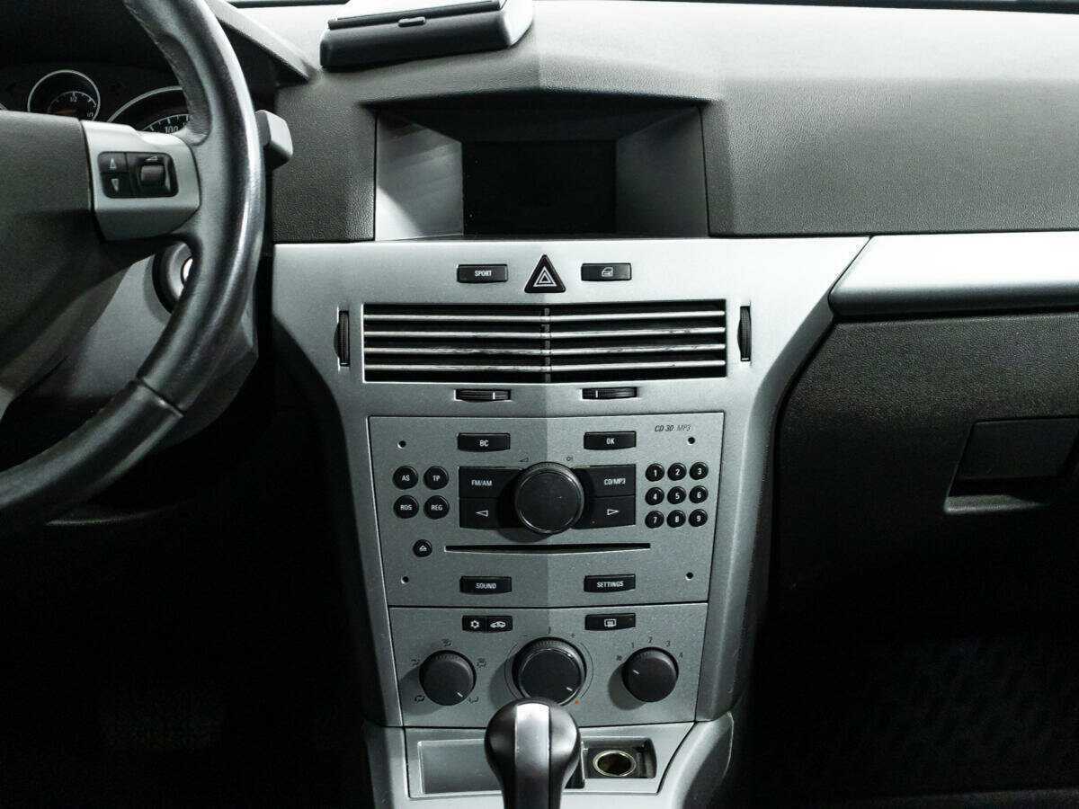 Купить Opel Astra, 2010, 206 022 км, фото №14