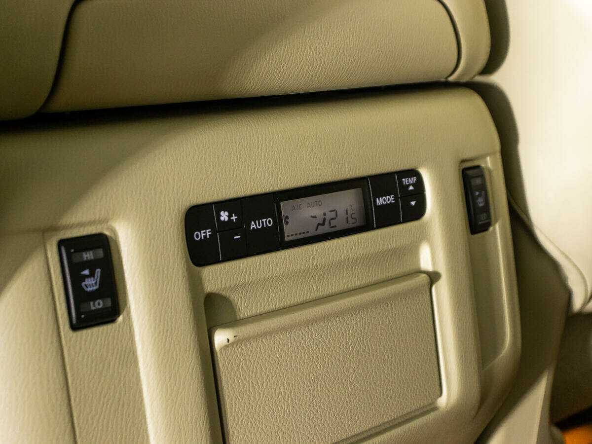 Купить Infiniti QX80, 2014, 168 801 км, фото №18