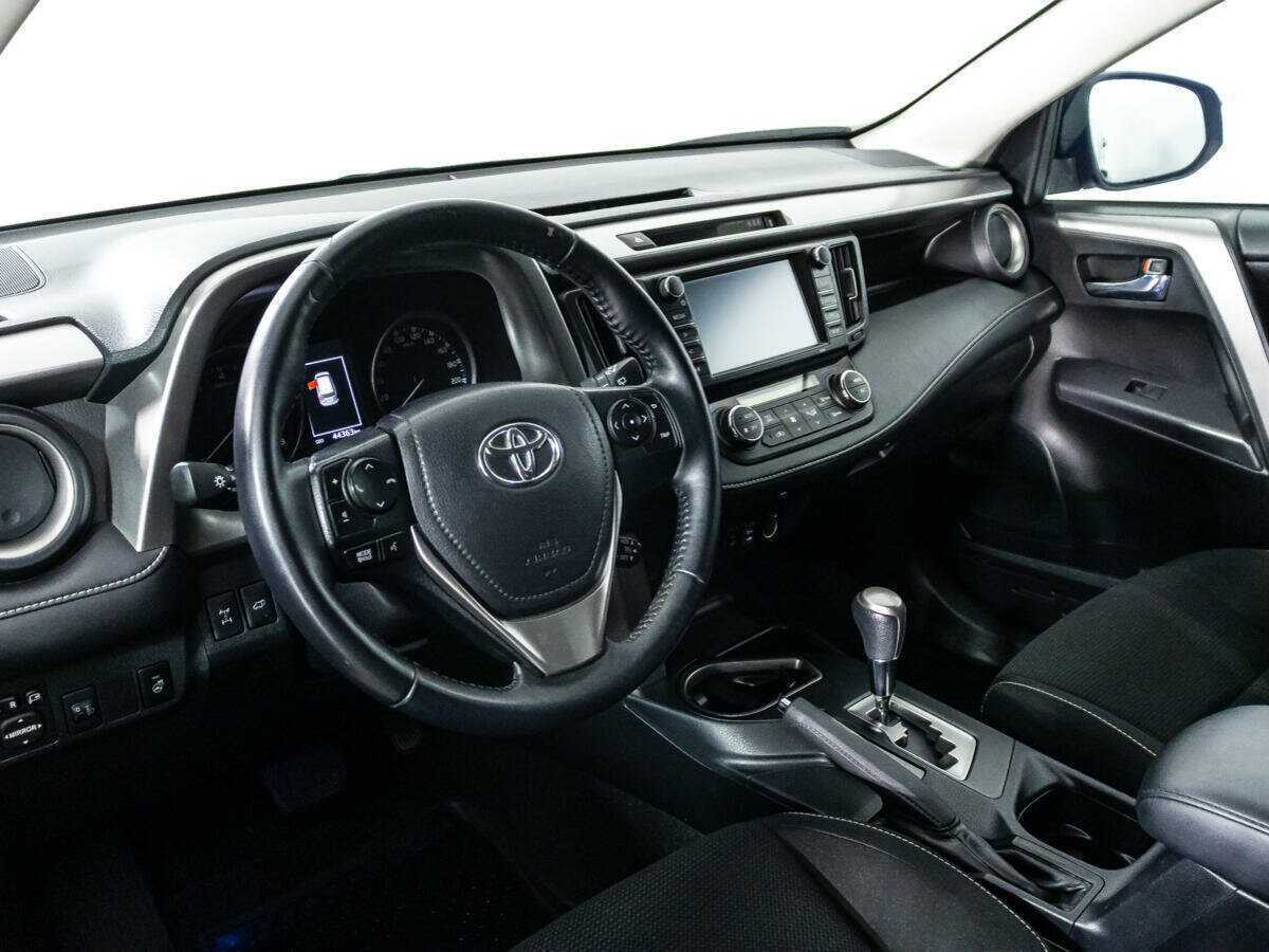 Купить Toyota RAV4, 2017, 44 360 км, фото №10
