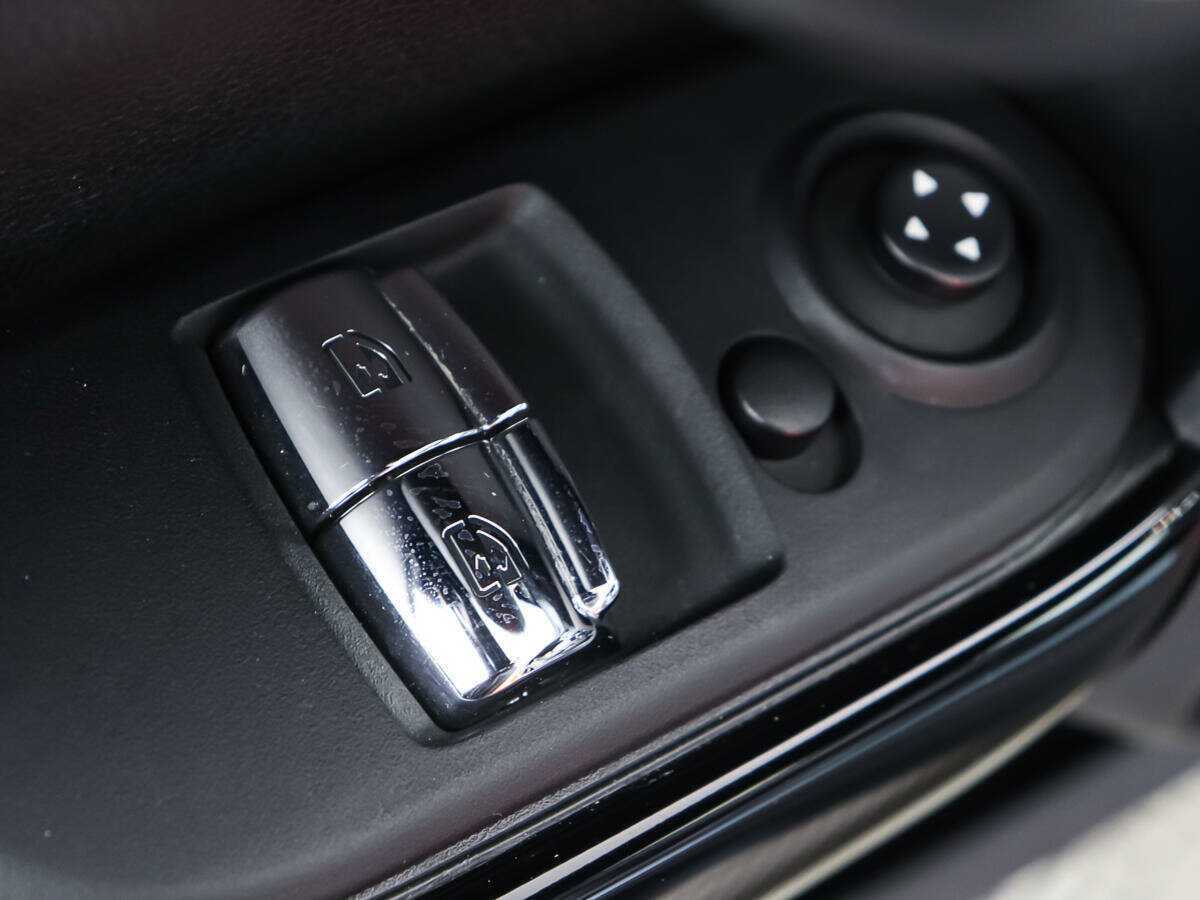 Купить Mini Hatch Cooper, 2021, 48 790 км, фото №15