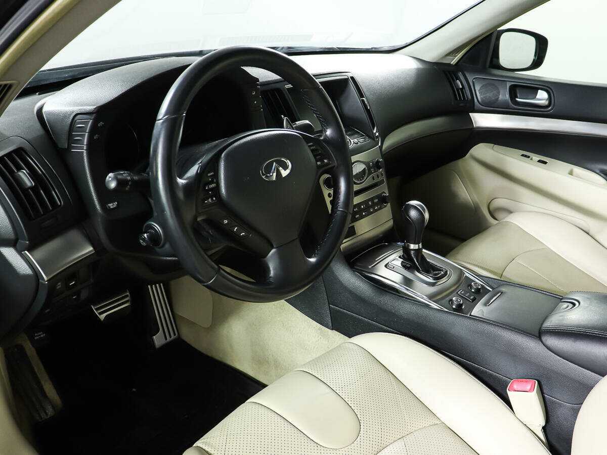Купить Infiniti G25, 2012, 164 975 км, фото №10