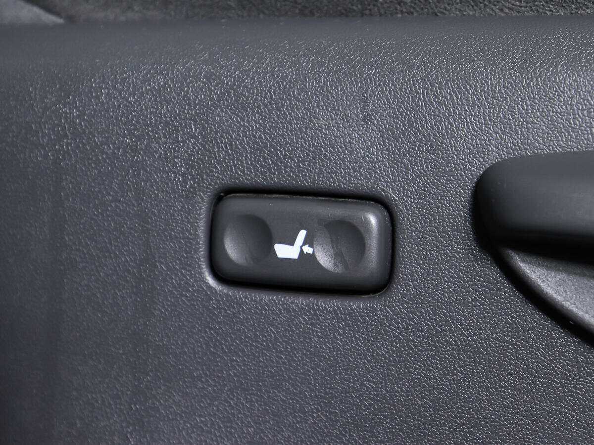 Купить Toyota Land Cruiser Prado, 2011, 373 013 км, фото №13