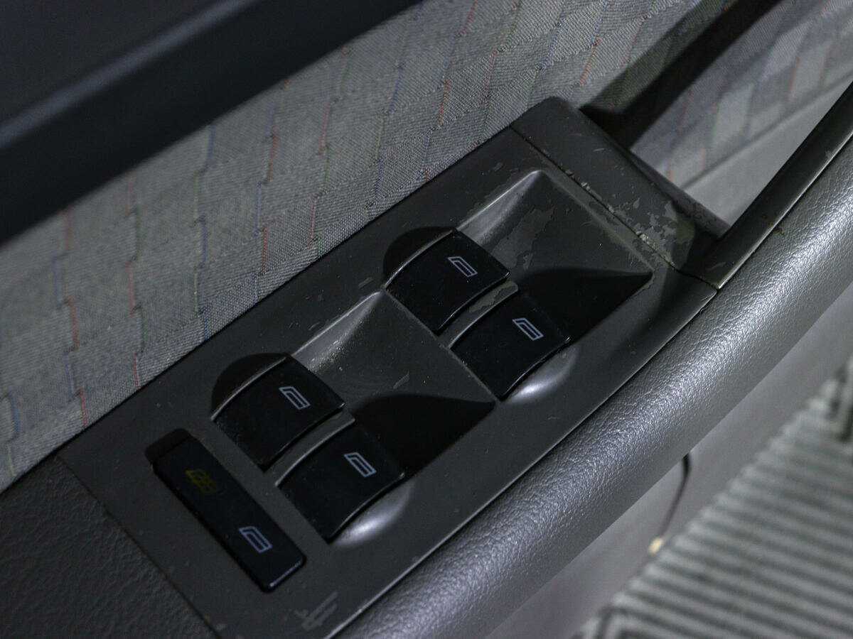 Купить Audi A6, 2002, 376 566 км, фото №15