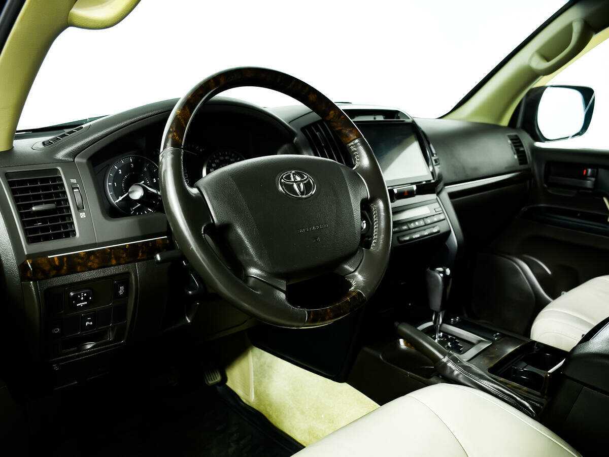Купить Toyota Land Cruiser, 2011, 280 490 км, фото №12