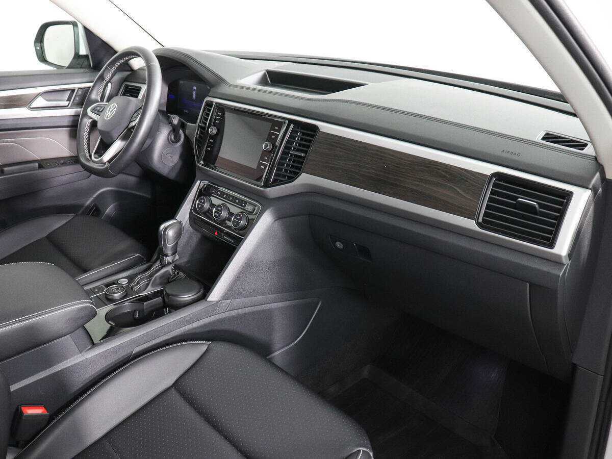 Купить Volkswagen Teramont, 2021, 32 105 км, фото №10