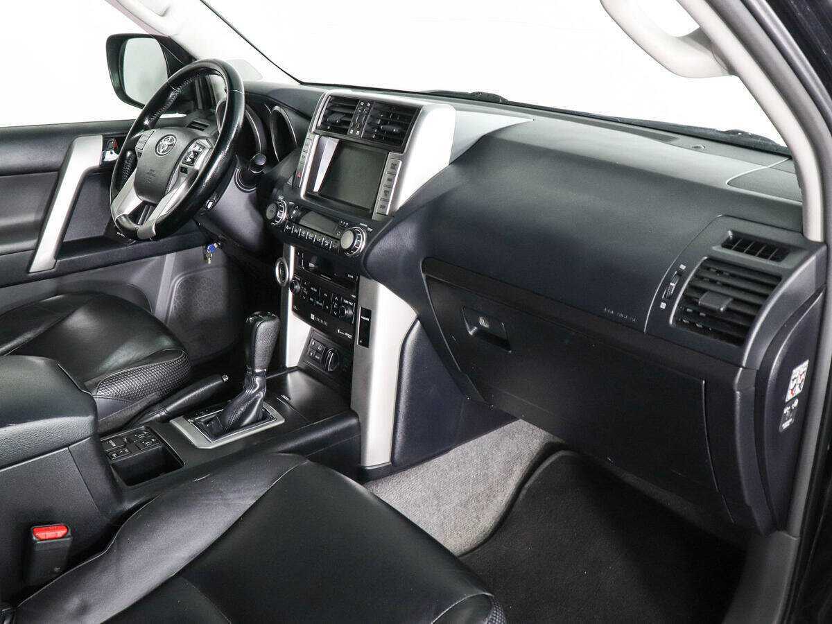 Купить Toyota Land Cruiser Prado, 2011, 291 998 км, фото №6