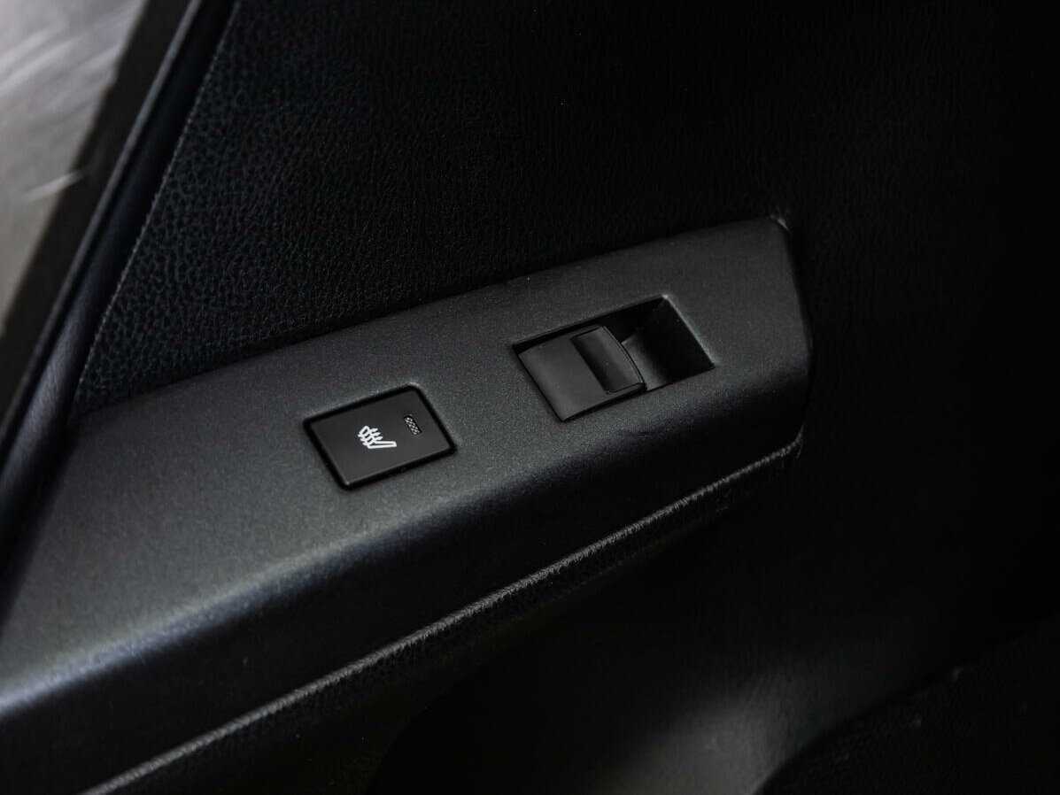 Купить Toyota RAV4, 2018, 130 771 км, фото №17