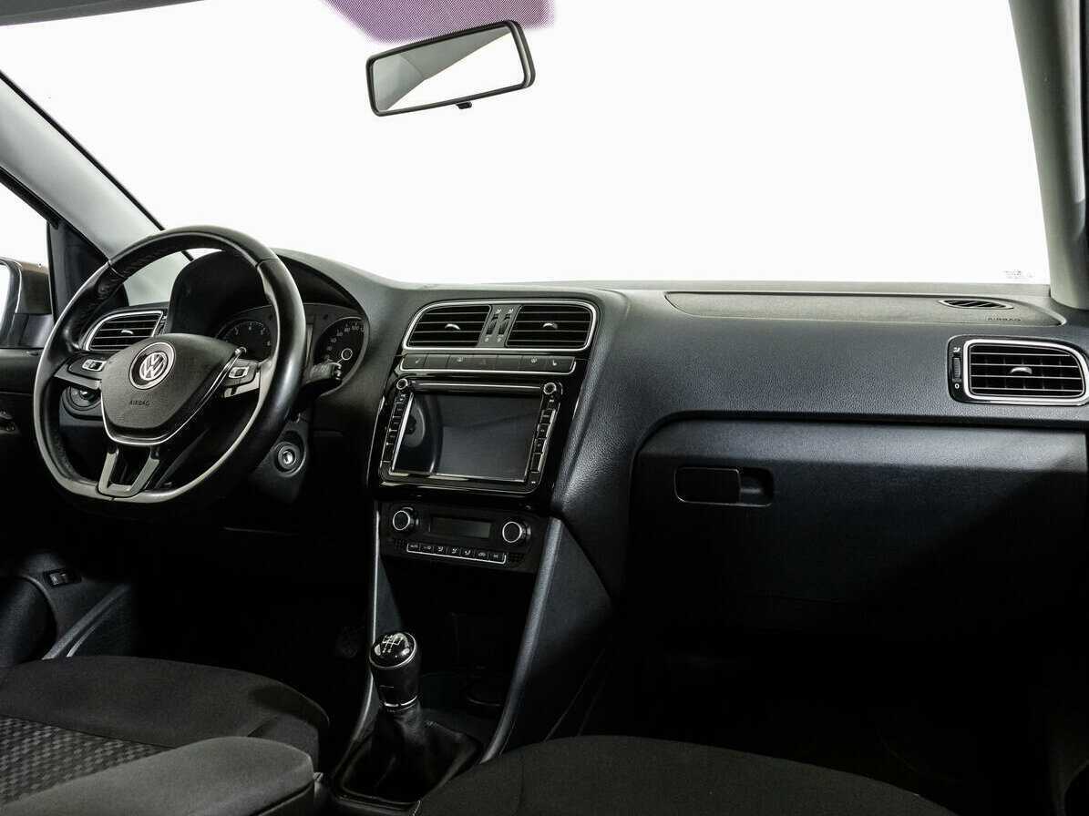 Купить Volkswagen Polo, 2018, 103 169 км, фото №9