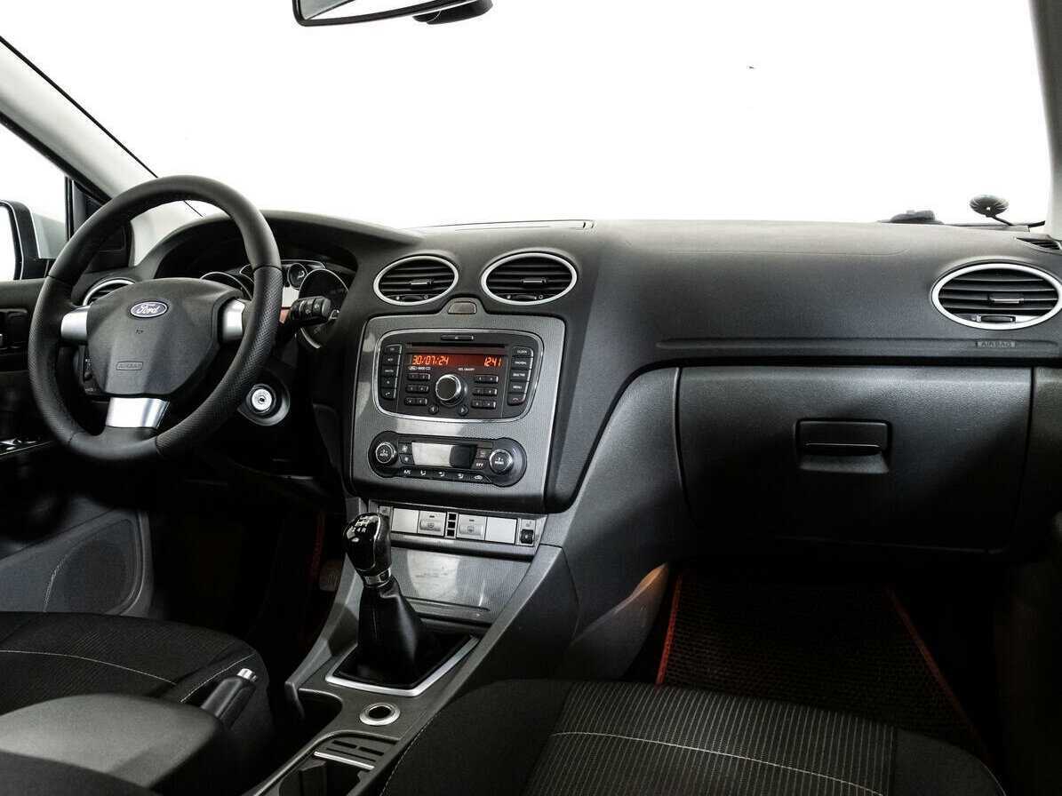 Купить Ford Focus, 2010, 295 284 км, фото №7