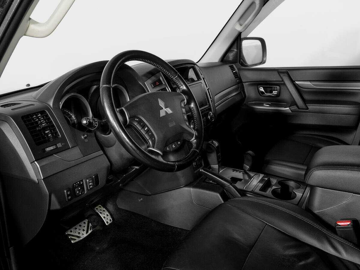 Купить Mitsubishi Pajero, 2017, 149 100 км, фото №15