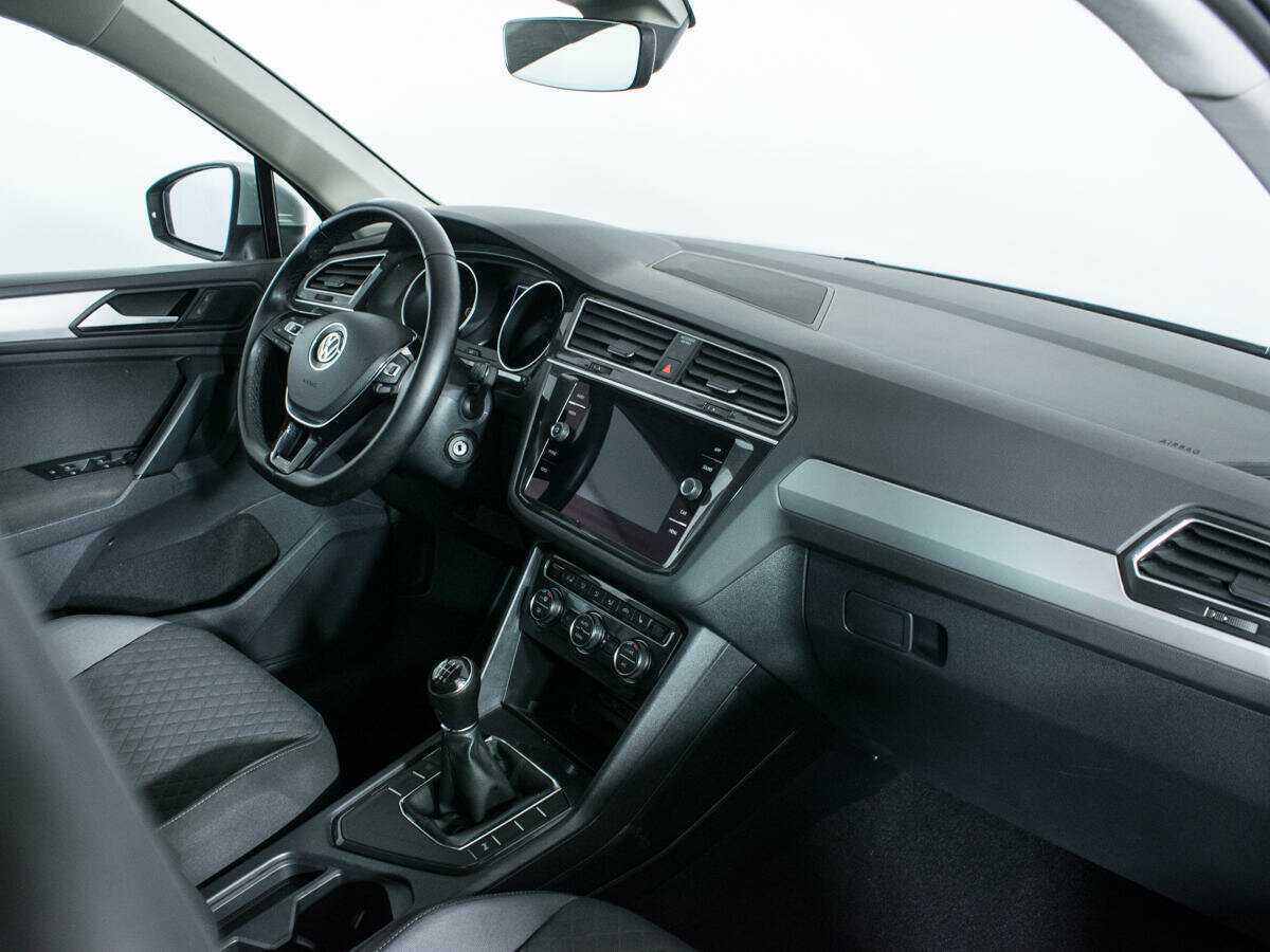 Купить Volkswagen Tiguan, 2019, 17 090 км, фото №8