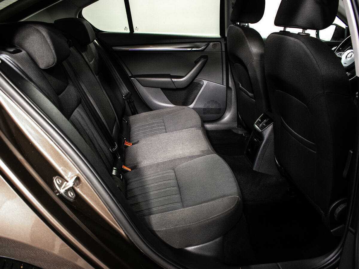 Купить Skoda Octavia, 2018, 147 324 км, фото №7