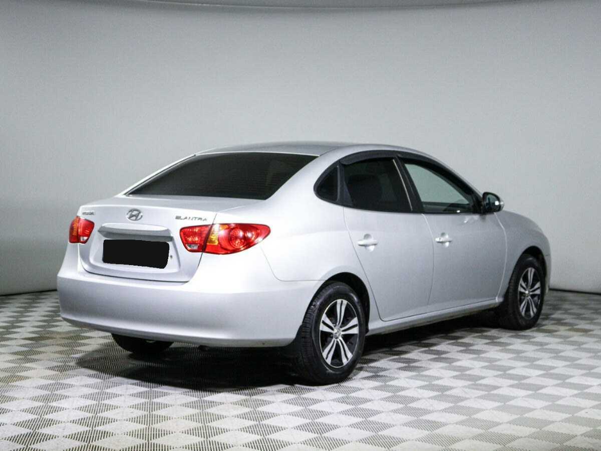 Купить Hyundai Elantra, 2010, 229 768 км, фото №4