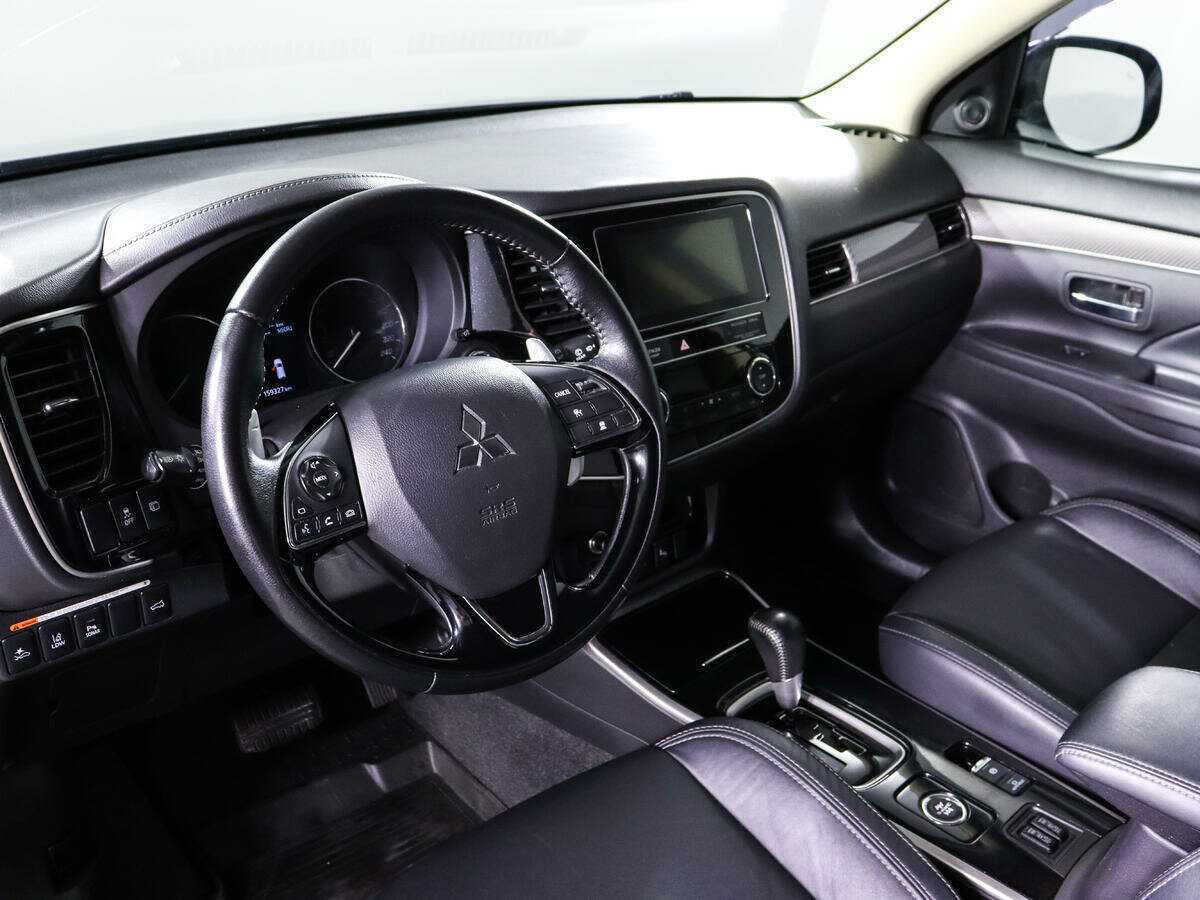 Купить Mitsubishi Outlander, 2020, 159 325 км, фото №14