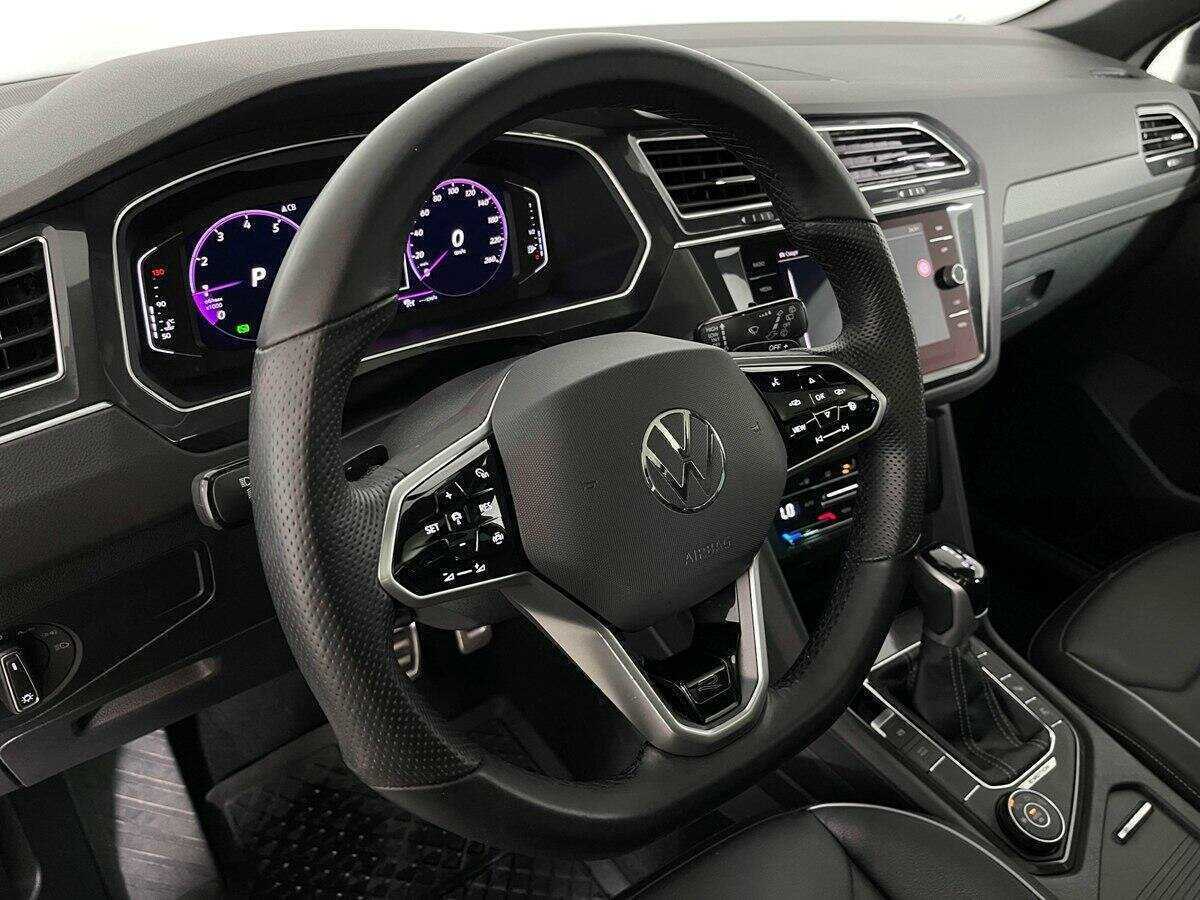 Купить Volkswagen Tiguan, 2021, 31 000 км, фото №16