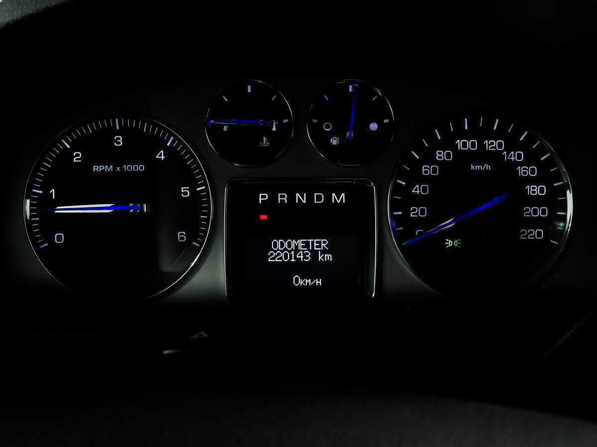 Купить Cadillac Escalade, 2007, 220 141 км, фото №9