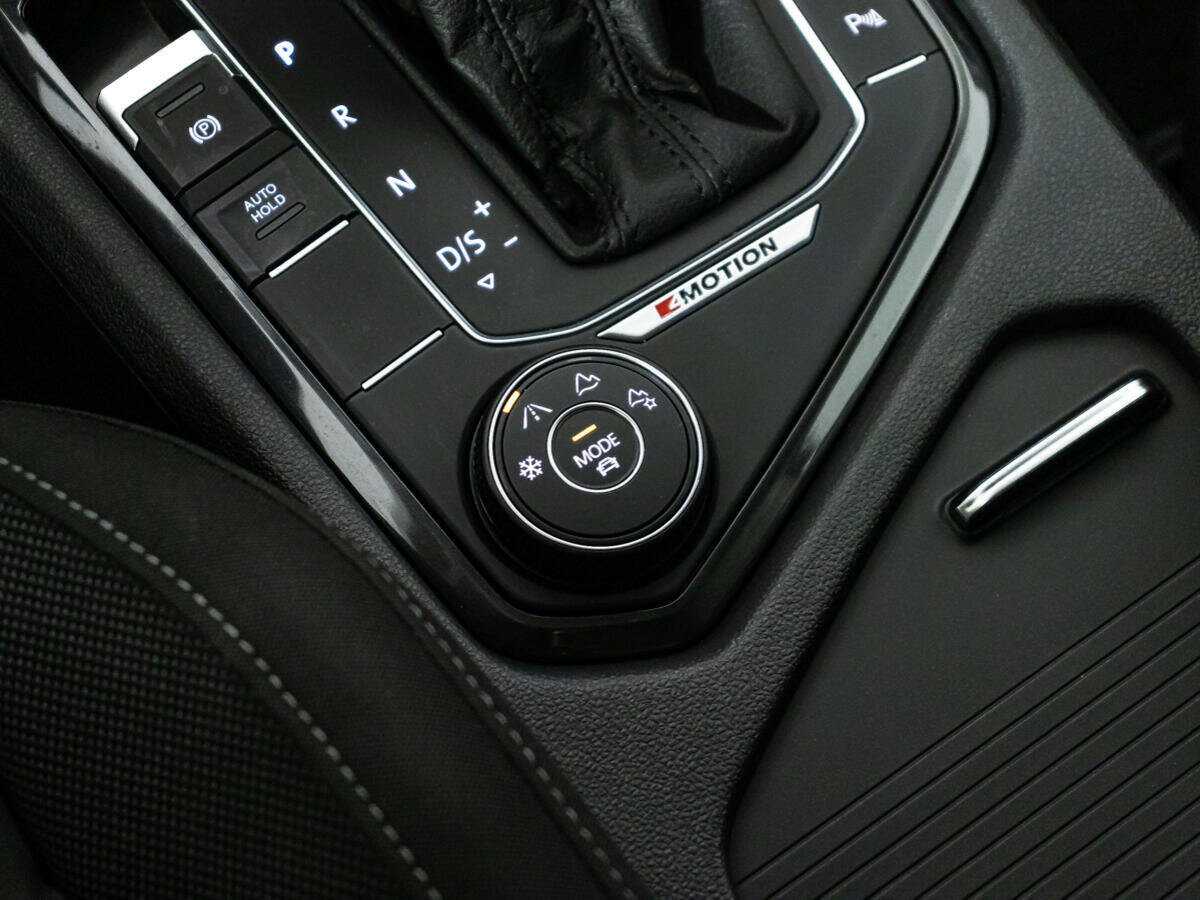 Купить Volkswagen Tiguan, 2018, 130 012 км, фото №20