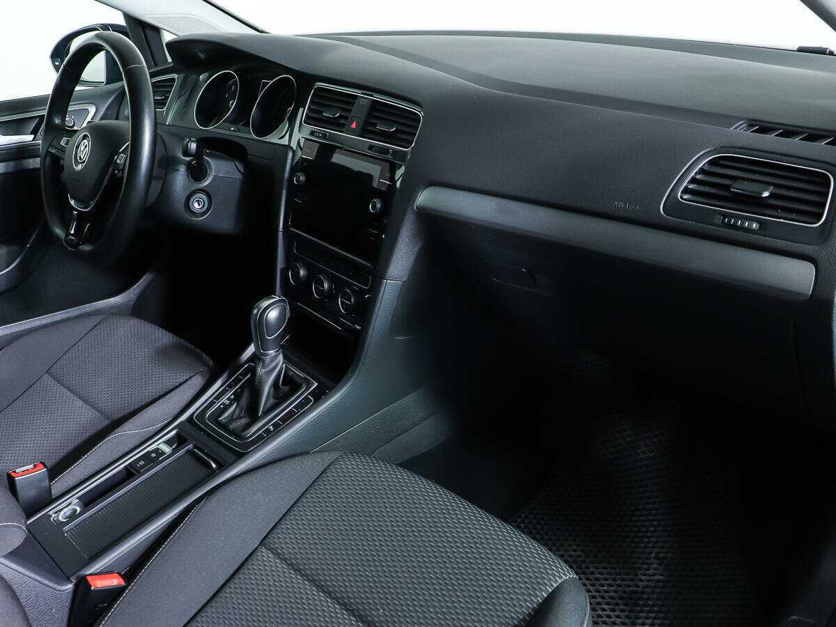 Купить Volkswagen Golf, 2018, 37 191 км, фото №10