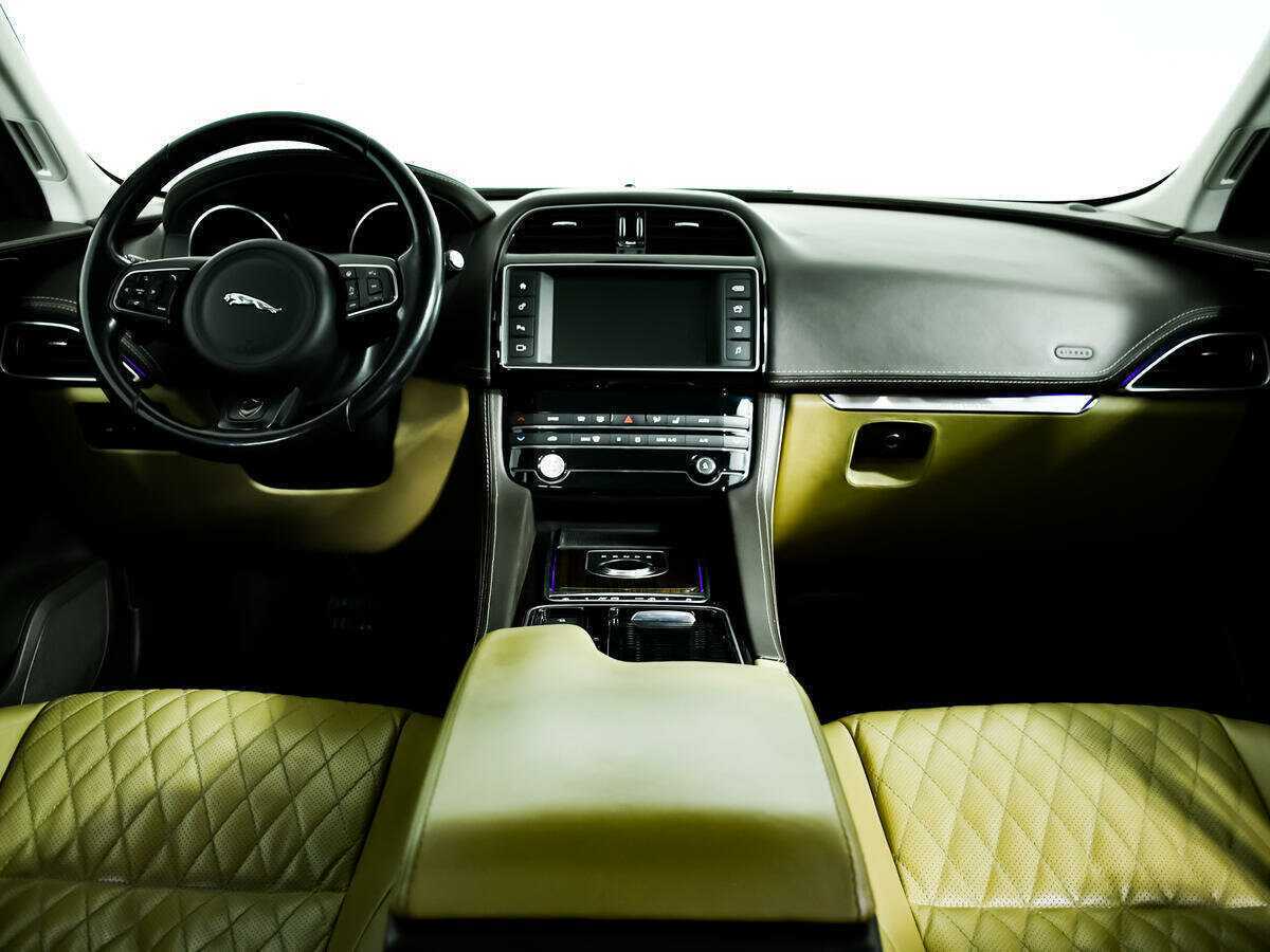 Купить Jaguar F-Pace, 2017, 147 212 км, фото №11
