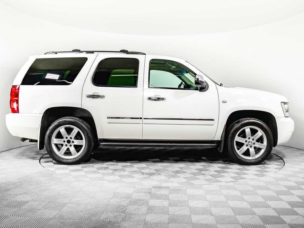 Купить Chevrolet Tahoe 6AT, 2012, 162 872 км, фото №4