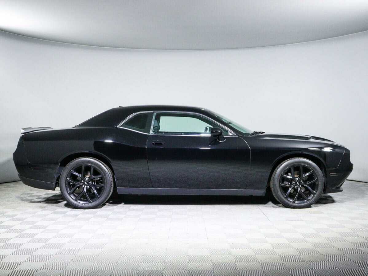 Купить Dodge Challenger, 2018, 66 874 км, фото №4