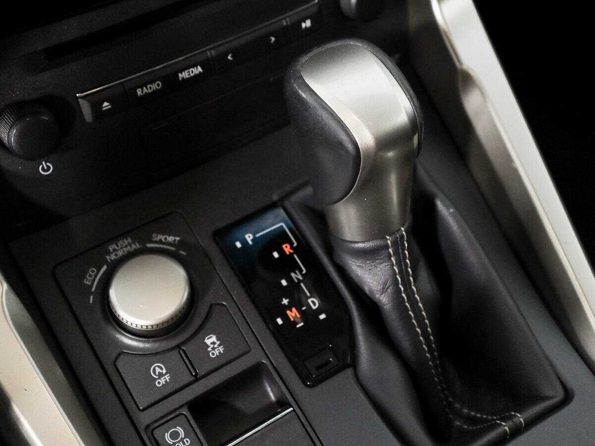 Купить Lexus NX 200, 2016, 67 736 км, фото №11