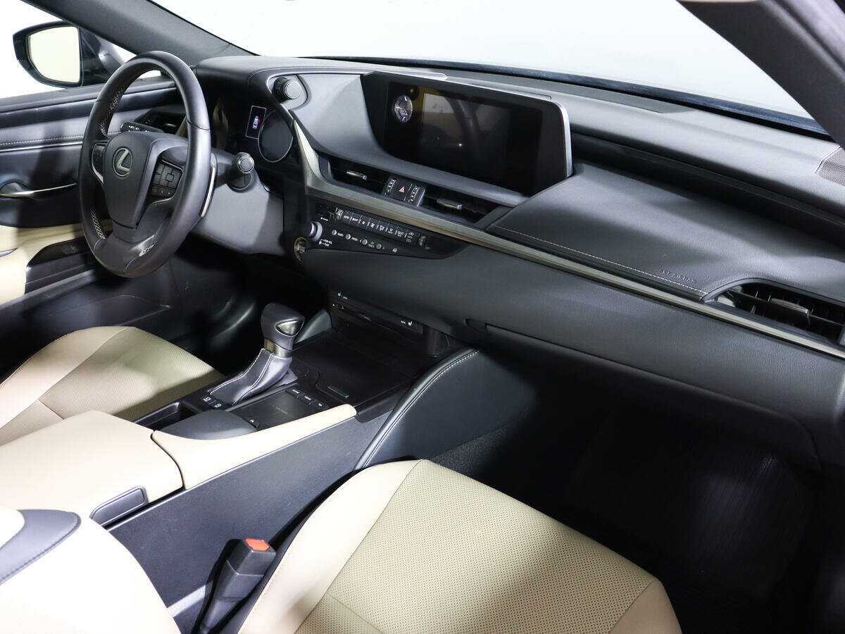 Купить Lexus ES 250, 2019, 18 562 км, фото №7