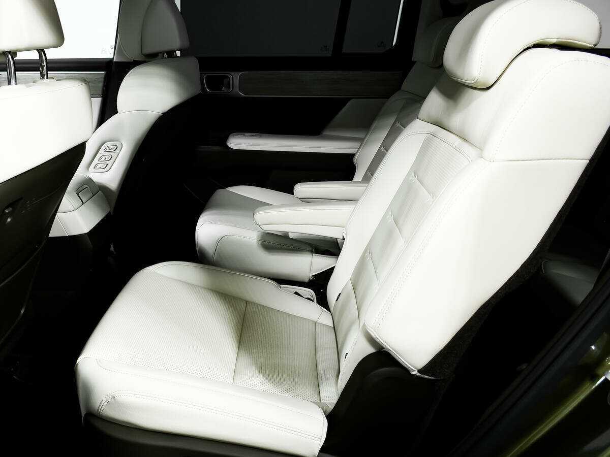 Купить Hyundai Santa Fe, 2024, 70 км, фото №12