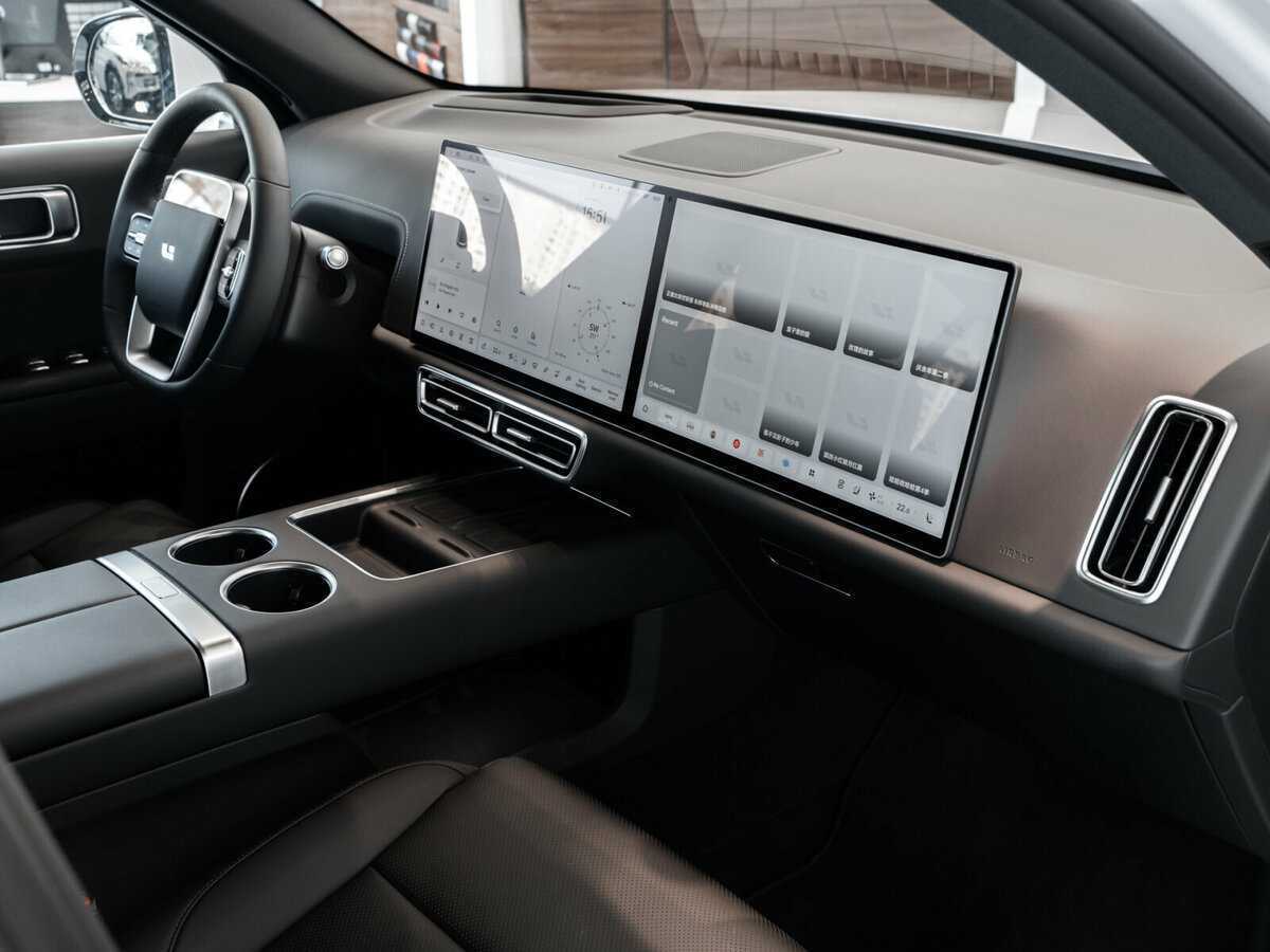 Купить LiXiang L7 52.3 kWh, 2024, 7 км, фото №10