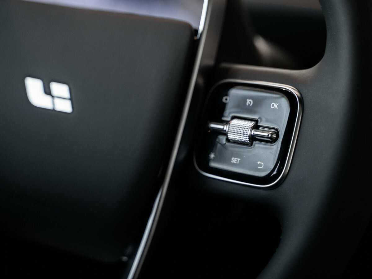 Купить LiXiang L7 52.3 kWh, 2024, 7 км, фото №23