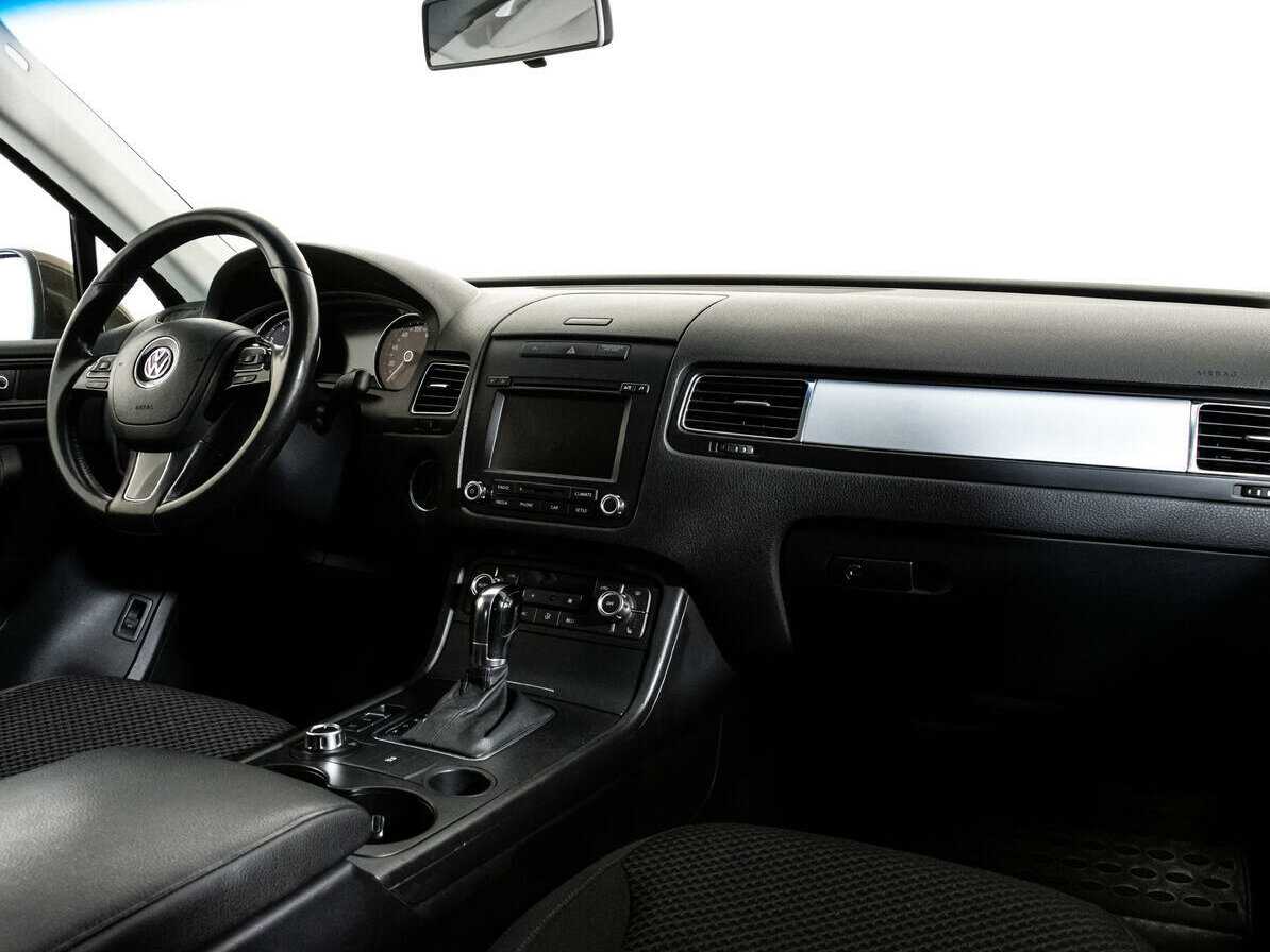 Купить Volkswagen Touareg, 2011, 215 220 км, фото №9