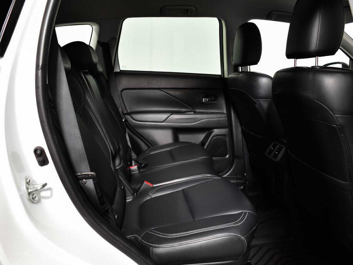 Купить Mitsubishi Outlander, 2021, 82 652 км, фото №10