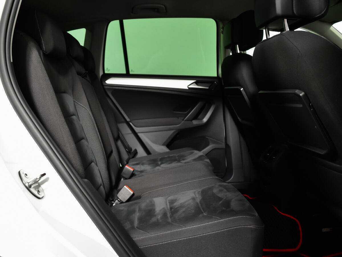 Купить Volkswagen Tiguan, 2018, 120 709 км, фото №10