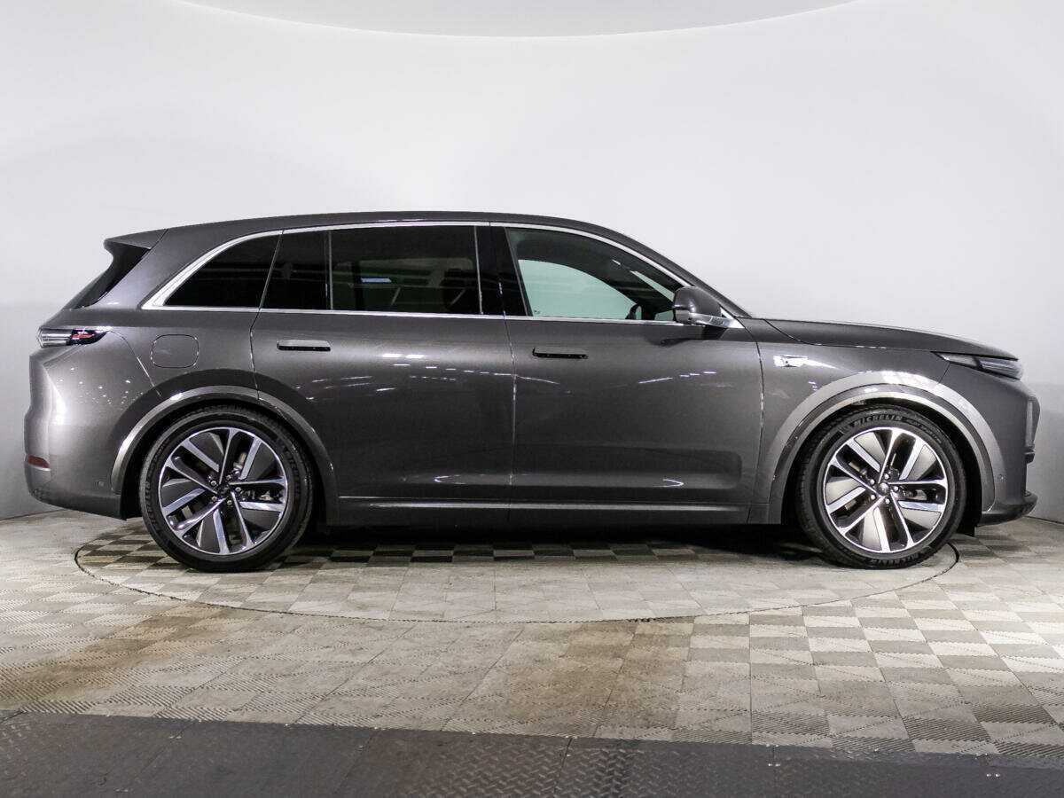 Купить LiXiang L7 42.8 kWh, 2024, 5 744 км, фото №4