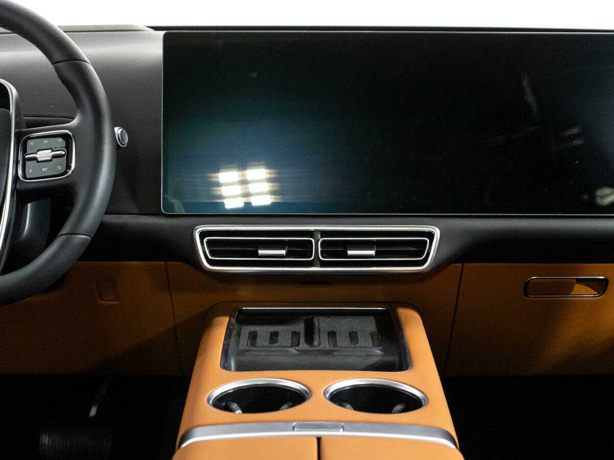 Купить LiXiang L7 52.3 kWh, 2024, 43 км, фото №14