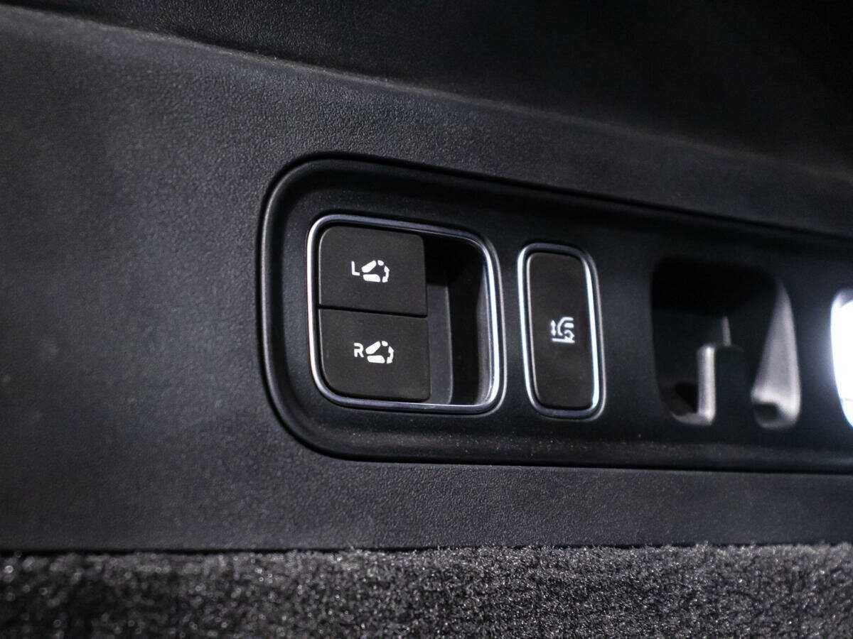 Купить LiXiang L7 52.3 kWh, 2024, 43 км, фото №16