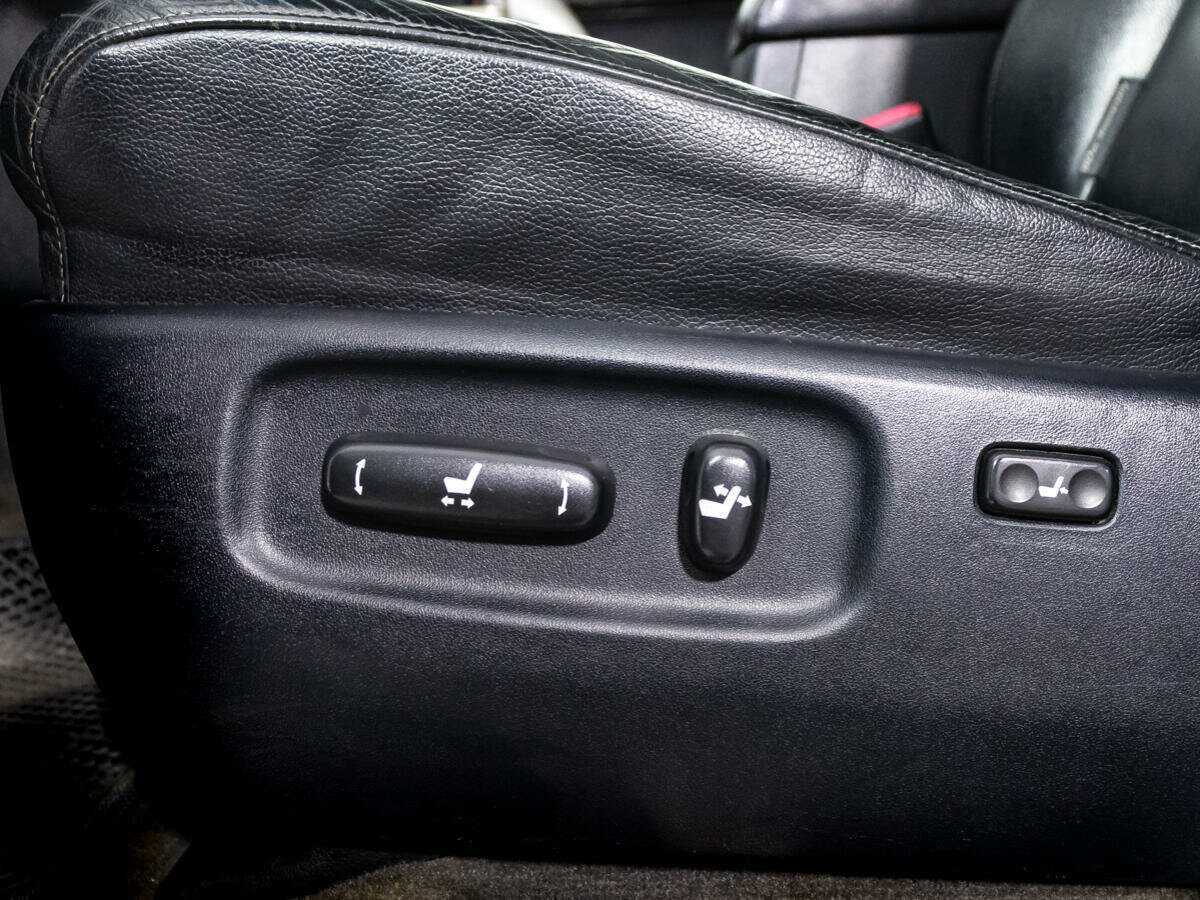 Купить Toyota Land Cruiser, 2011, 280 802 км, фото №19