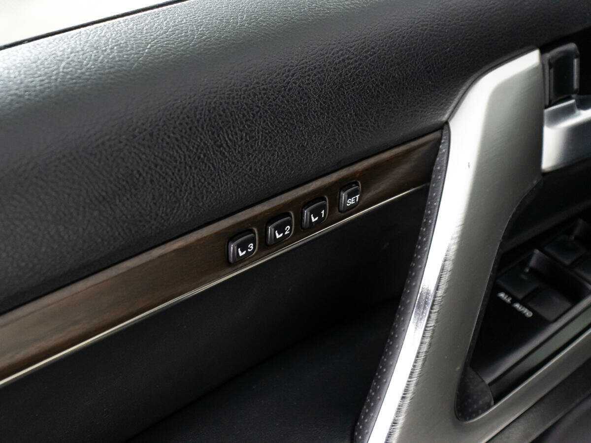 Купить Toyota Land Cruiser, 2015, 123 974 км, фото №17