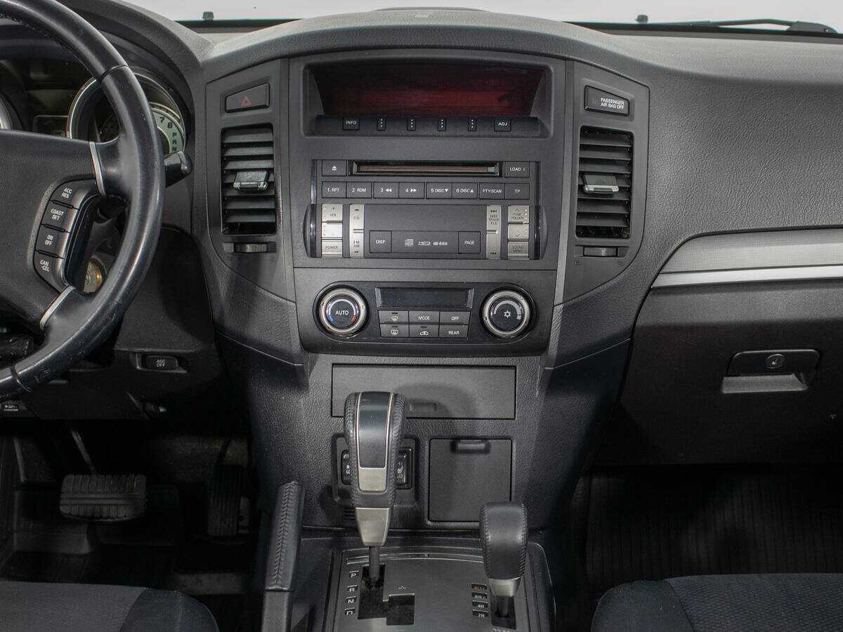 Купить Mitsubishi Pajero, 2007, 205 565 км, фото №18