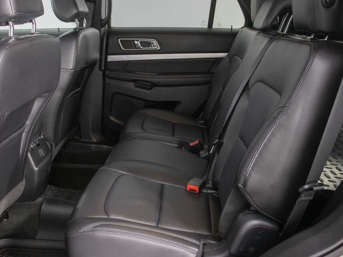 Купить Ford Explorer, 2017, 89 000 км, фото №15