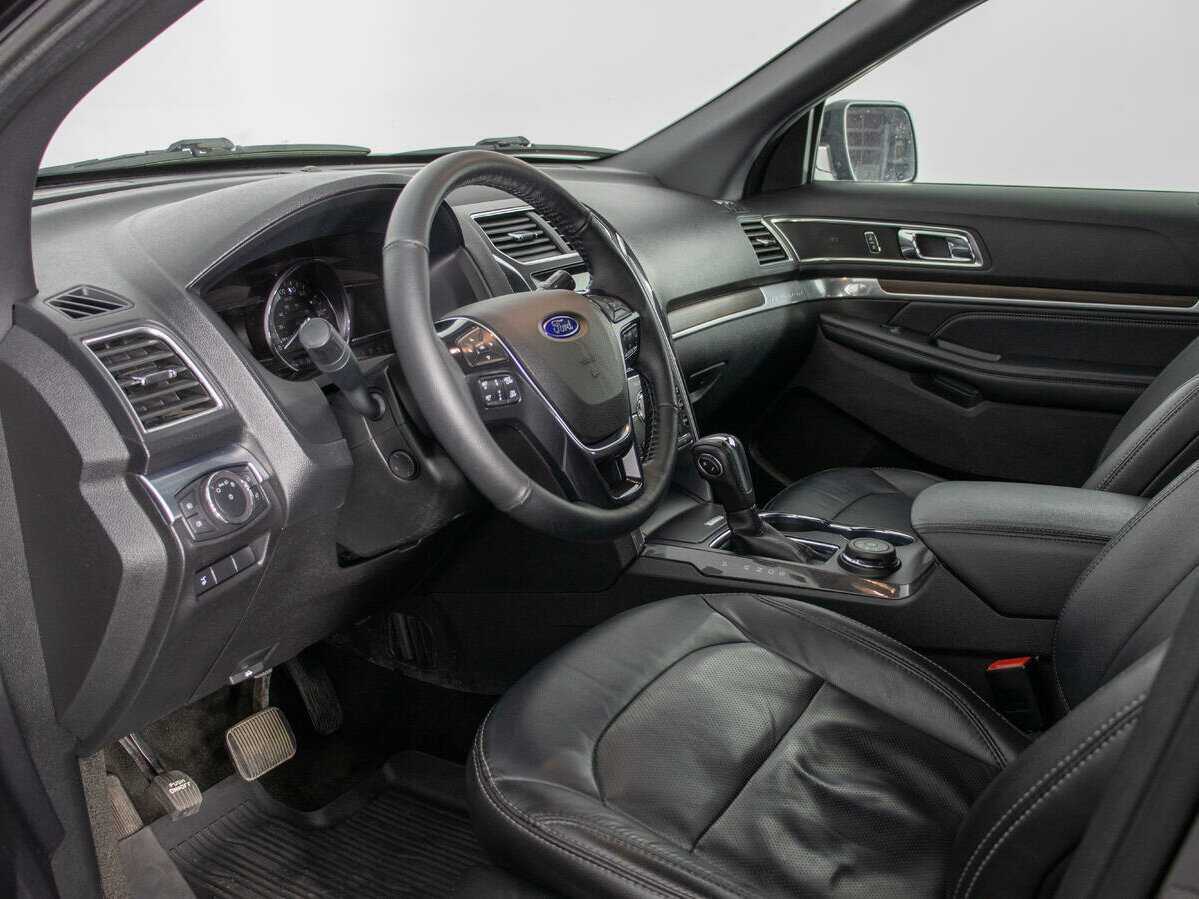 Купить Ford Explorer, 2018, 114 388 км, фото №10