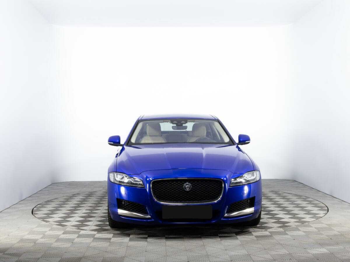 Jaguar XF