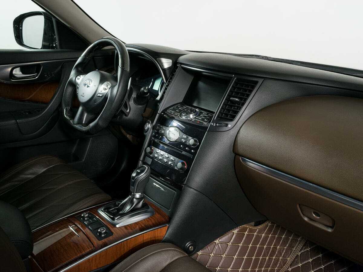 Купить Infiniti FX37, 2010, 158 956 км, фото №9