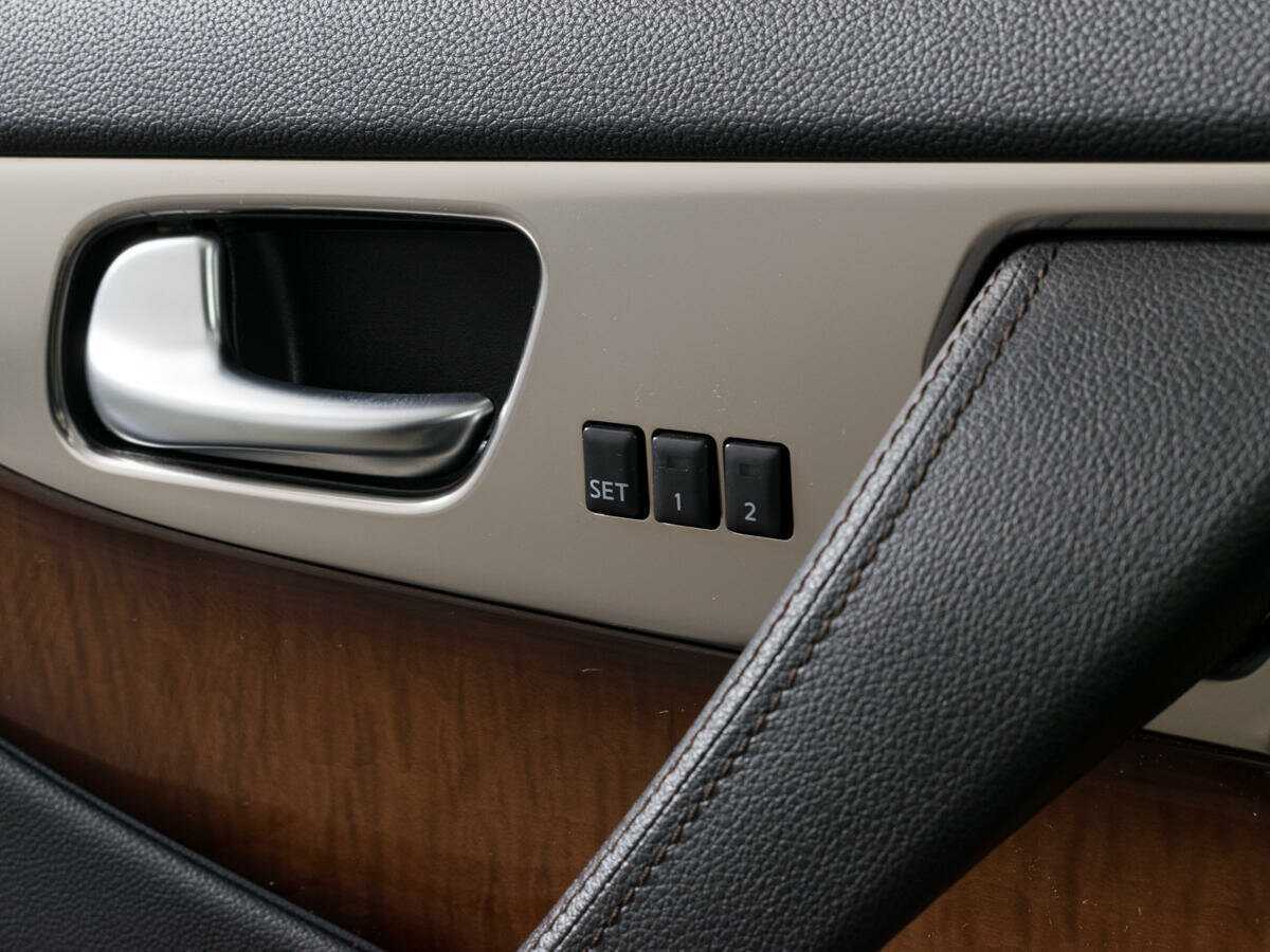 Купить Infiniti FX37, 2010, 158 956 км, фото №20