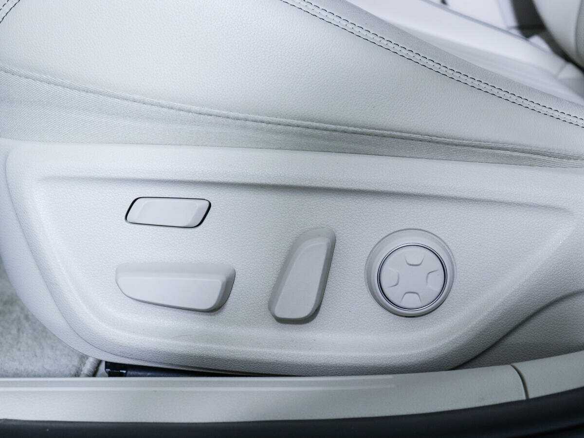 Купить Genesis G70, 2021, 15 800 км, фото №13