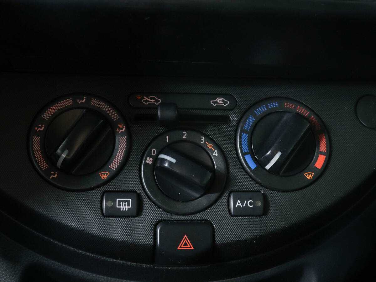 Купить Nissan Note, 2011, 96 000 км, фото №12