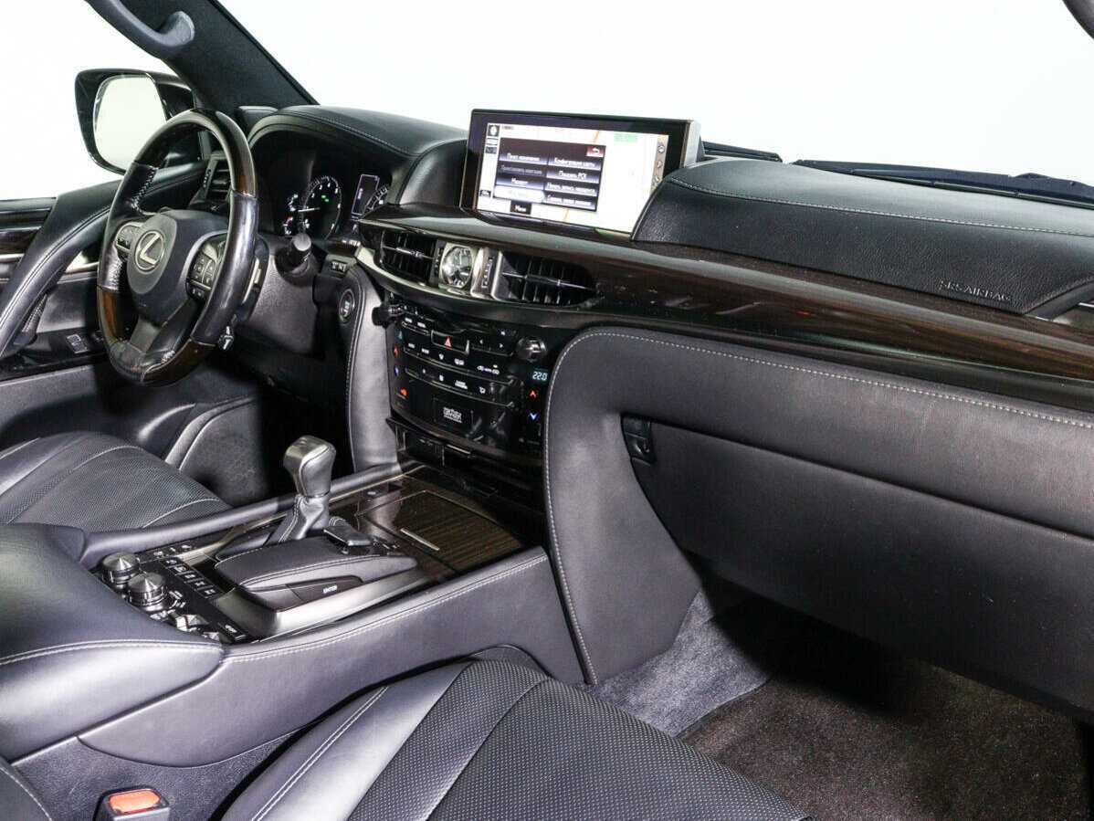 Купить Lexus LX 570, 2017, 137 316 км, фото №9