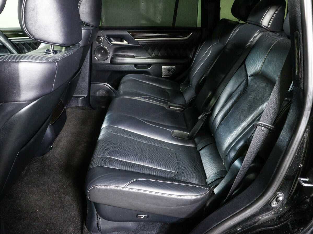 Купить Lexus LX 570, 2017, 137 316 км, фото №10