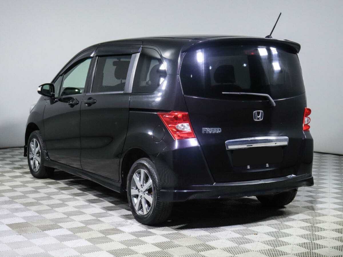 Купить Honda Freed, 2011, 160 000 км, фото №7