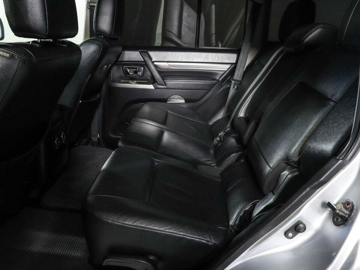 Купить Mitsubishi Pajero, 2011, 226 491 км, фото №8